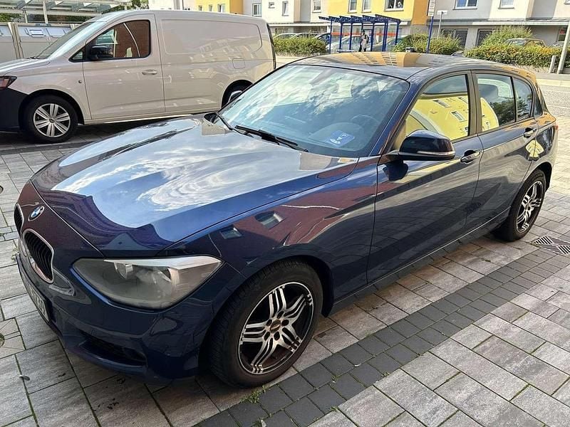 Blau Gebraucht 2013 BMW 118 Kleinwagen | 8.000 € (Fairer Preis) - Bild 1/4