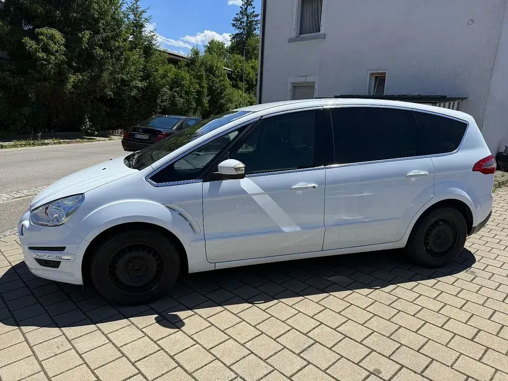 Gebraucht Ford S-MAX Titanium 160 PS (117 kW) 2014 Weiß Van / Kleinbus