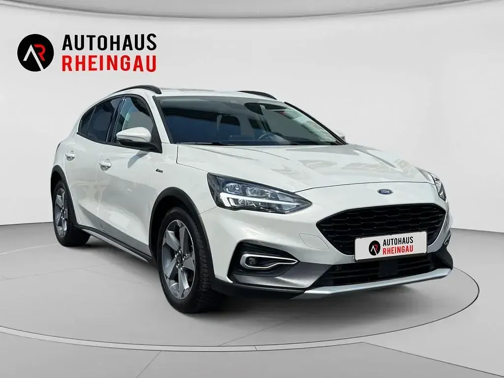 Gebraucht Ford Focus Active 155 PS (114 kW) 2021 Metropolisweiß metallic (metallic) Limousine