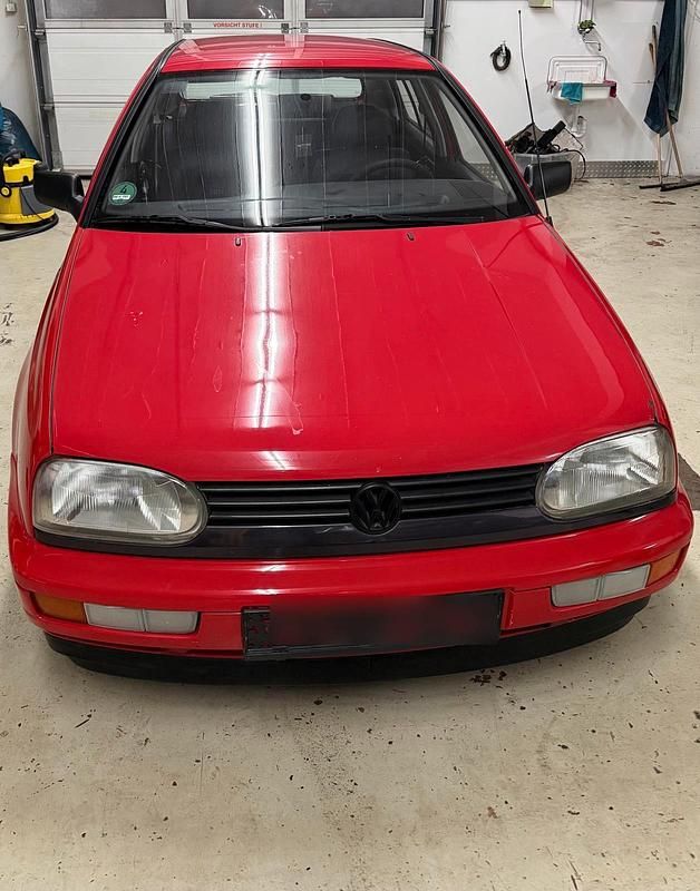 Rot Gebraucht 1997 VW Golf III Kleinwagen | 1.550 € (Fairer Preis) - Bild 1/4