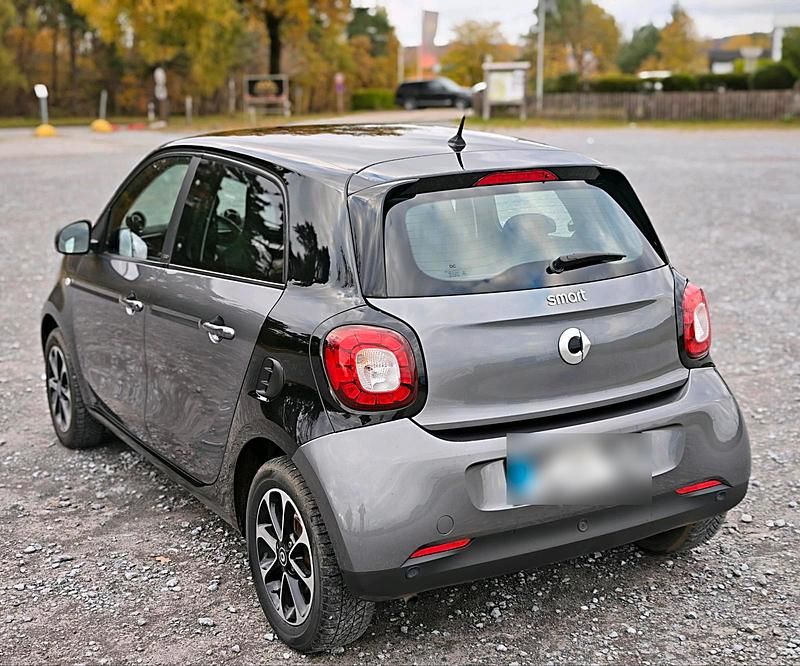 Gebraucht Smart ForFour Basis 71 PS (52 kW) 2017 Grau Kleinwagen