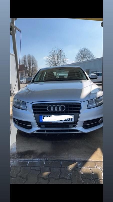 Gebraucht Audi A4 178 PS (130 kW) 2010 Silber Limousine