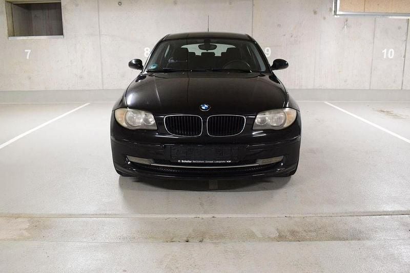 Gebraucht BMW 116 116 PS (85 kW) 2007 Schwarz Kleinwagen