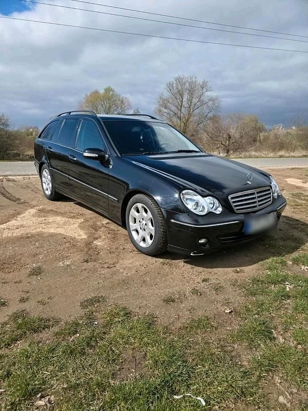 Gebraucht Mercedes C220 150 PS (110 kW) 2007 Schwarz Kombi