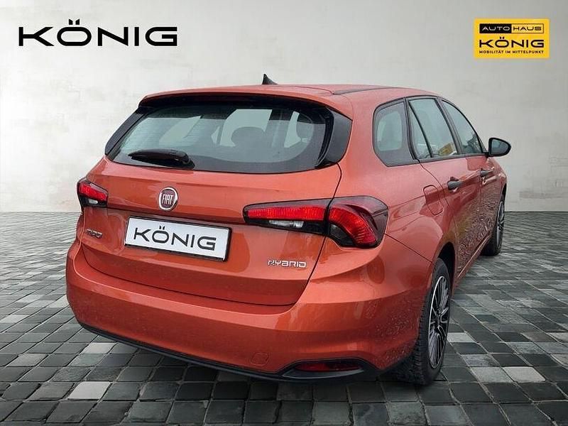 Gebraucht Fiat Tipo 131 PS (96 kW) 2023 Orange Limousine