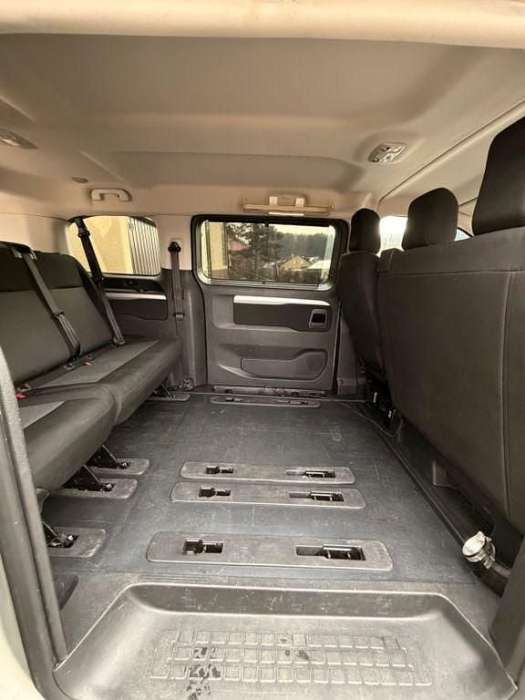 Gebraucht Citroën Spacetourer Feel 177 PS (130 kW) 2019 Silber Van / Kleinbus