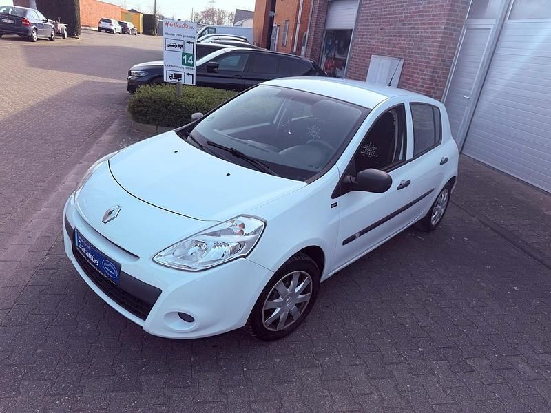Gebraucht Renault Clio IV 75 PS (55 kW) 2013 Weiß Kleinwagen