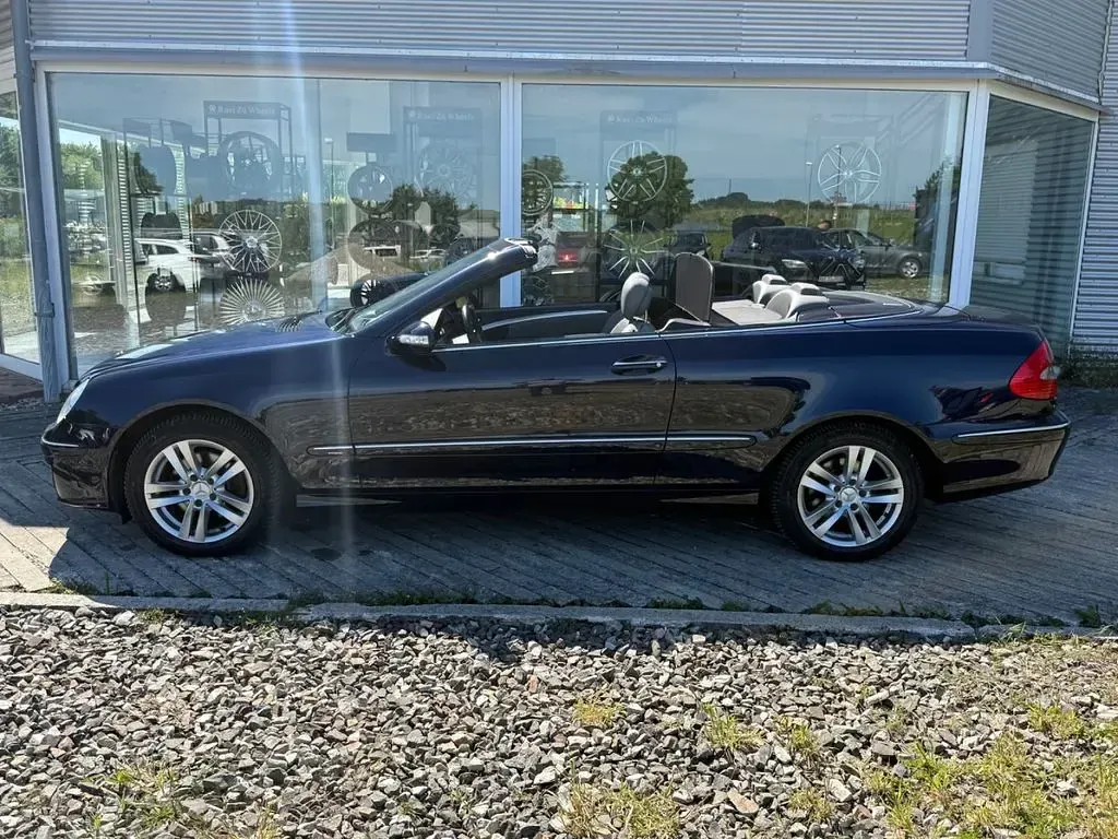 Gebraucht Mercedes CLK200 Avantgarde 163 PS (119 kW) 2006 Blau Cabrio