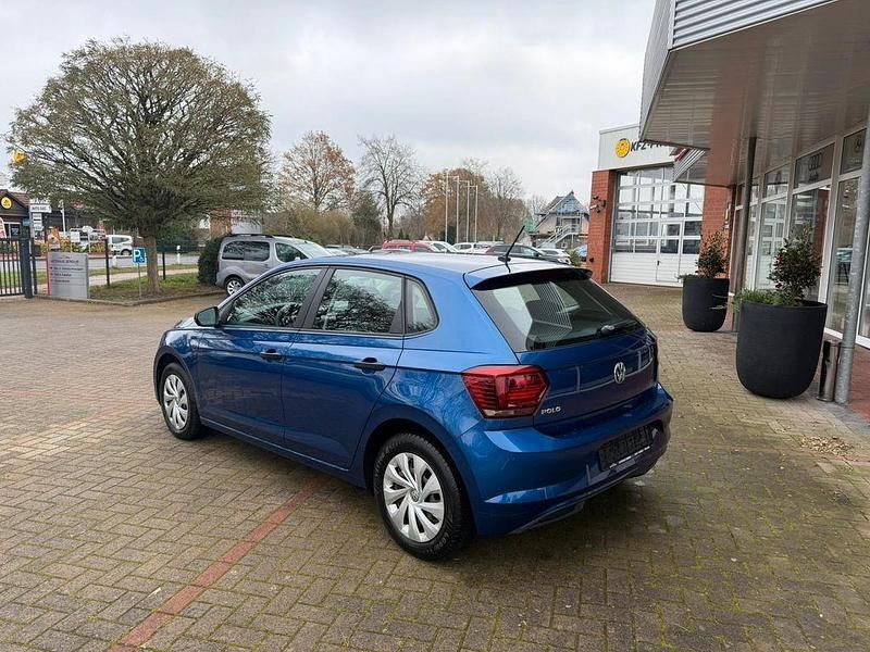 Gebraucht VW Polo Trendline 80 PS (58 kW) 2020 Blau Kleinwagen