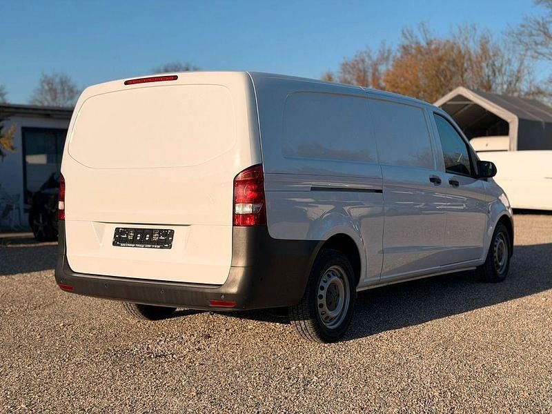 Gebraucht Mercedes Vito 136 PS (100 kW) 2019 Weiß Van
