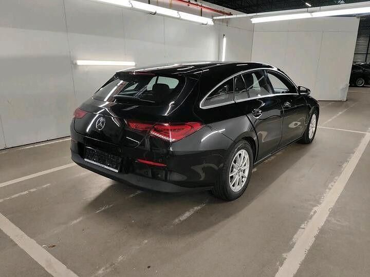 Gebraucht Mercedes CLA180 116 PS (85 kW) 2021 Schwarz Limousine