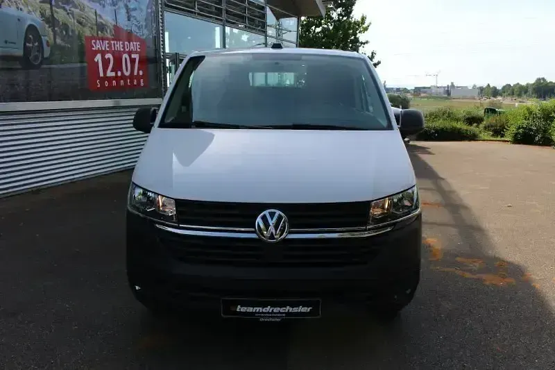 Gebraucht VW T6.1 150 PS (110 kW) 2022 Weiss Van