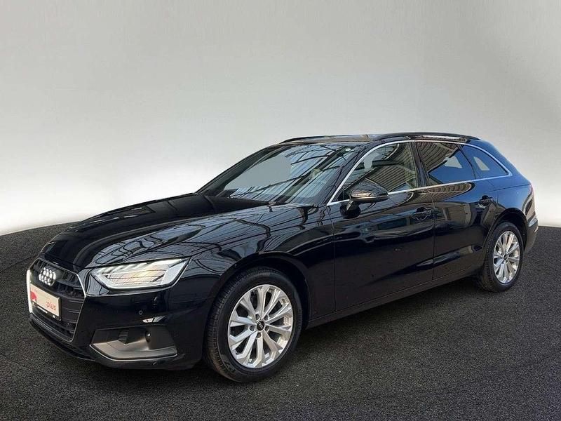 Gebraucht Audi A4 Ambiente 136 PS (100 kW) 2022 Brillantschwarz Kombi