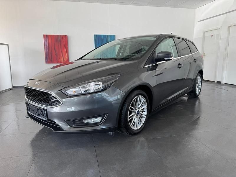 Gebraucht Ford Focus Cool & Connect 125 PS (91 kW) 2018 Grau Kombi