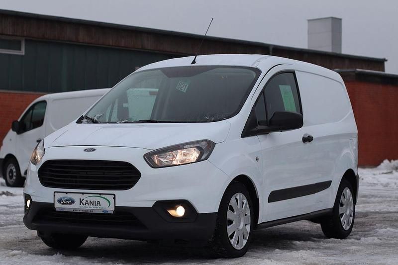 Gebraucht Ford Transit Trend 101 PS (74 kW) 2023 Weiß Van / Kleinbus
