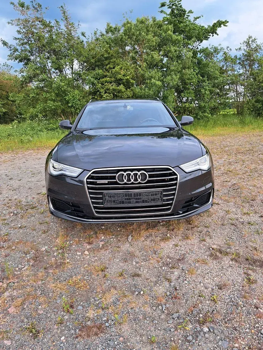 Gebraucht Audi A6 218 PS (160 kW) 2016 Grau Kombi