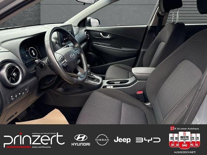 Gebraucht Hyundai Kona Trend 140 PS (102 kW) 2022 Grau SUV
