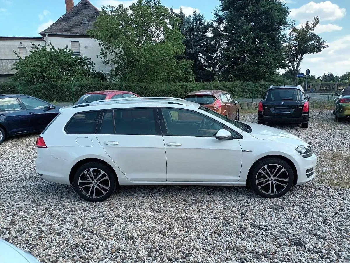 Gebraucht VW Golf VII LOUNGE 150 PS (110 kW) 2015 Weiß Kombi