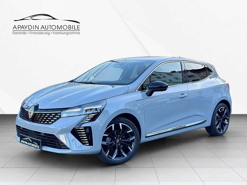 Rafalegrau Gebraucht 2024 Renault Clio V Techno Limousine | 20.990 € (Etwas zu teuer) - Bild 1/4