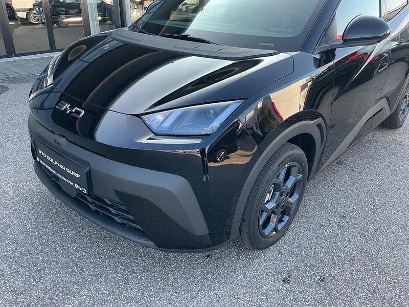 Neu BYD Dolphin Surf Comfort 114 kW (156 PS) 2025 Schwarz Kleinwagen