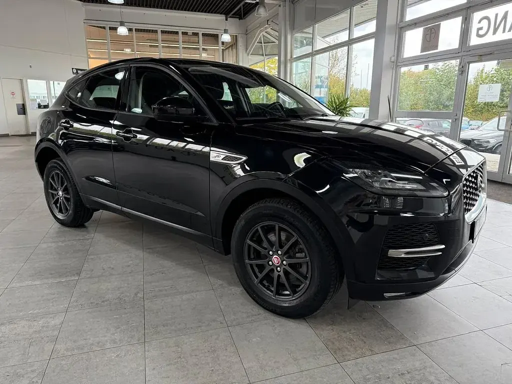 Gebraucht Jaguar E-Pace 171 PS (125 kW) 2022 Santorini black (metallic) SUV