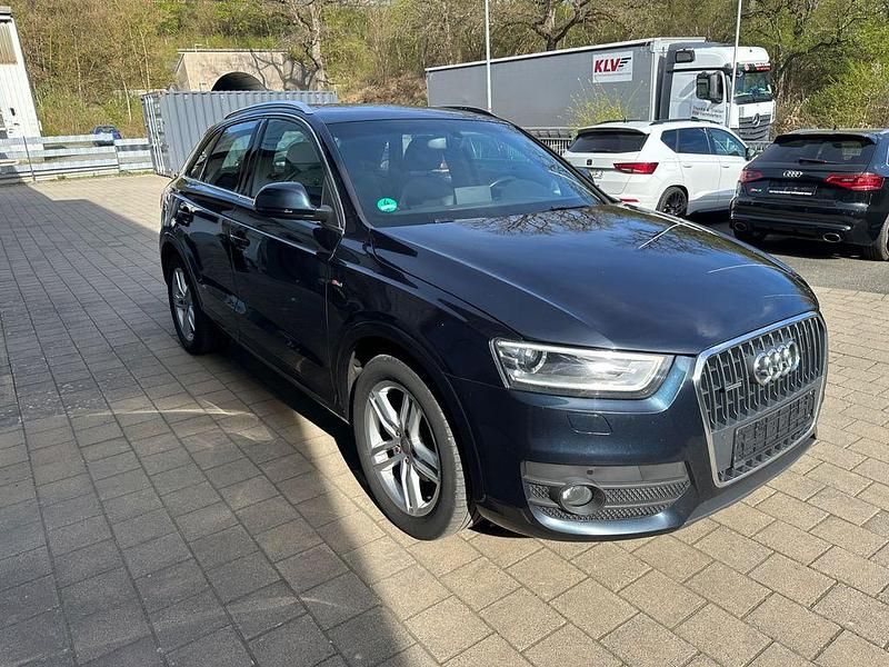 Gebraucht Audi Q3 S-Line 177 PS (130 kW) 2012 Blau SUV