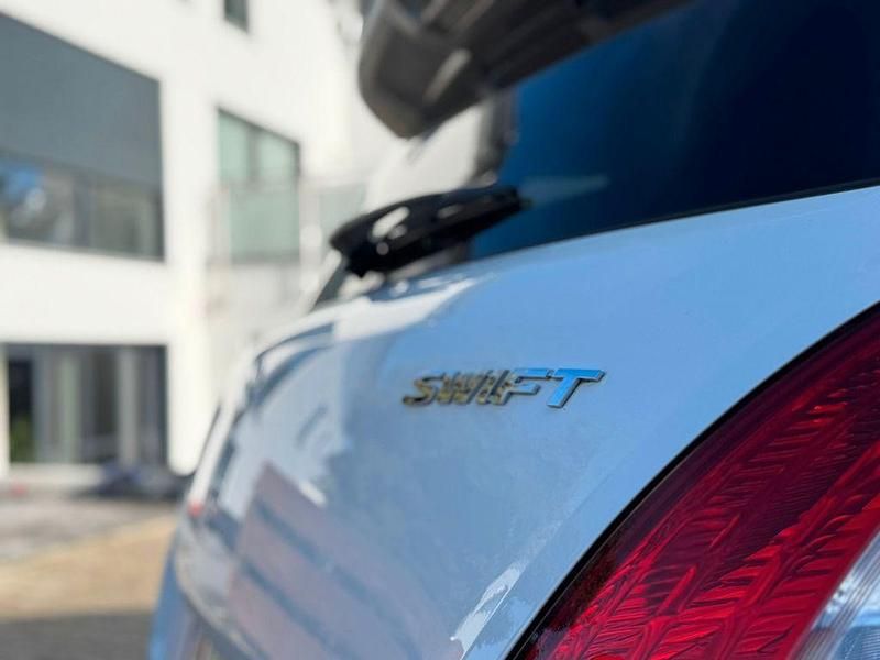 Gebraucht Suzuki Swift X-TRA 94 PS (69 kW) 2013 Weiß Kleinwagen