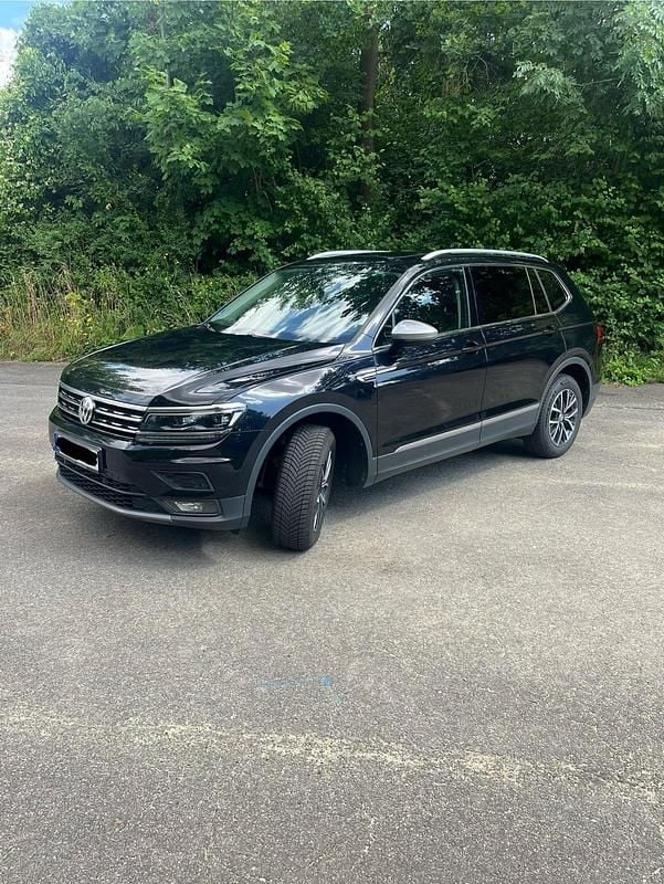 Schwarz Gebraucht 2019 VW Tiguan Allspace SUV | 22.990 € (Fairer Preis) - Bild 1/4