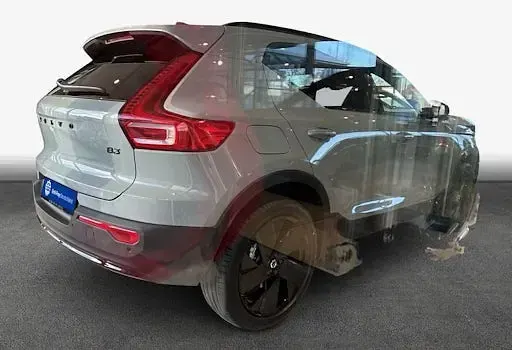 Gebraucht Volvo XC40 Plus 163 PS (119 kW) 2026 Grau SUV