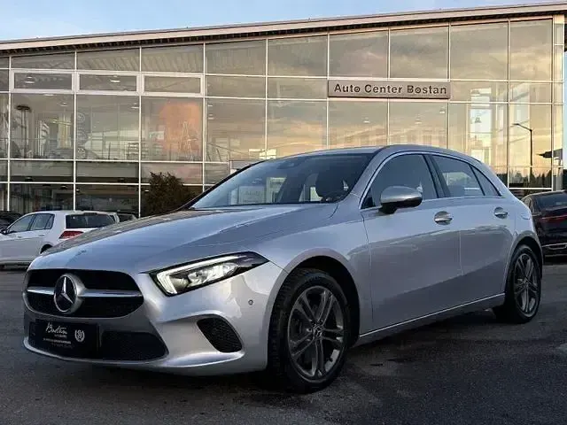 Gebraucht Mercedes A250 224 PS (164 kW) 2018 Silber metallic Limousine