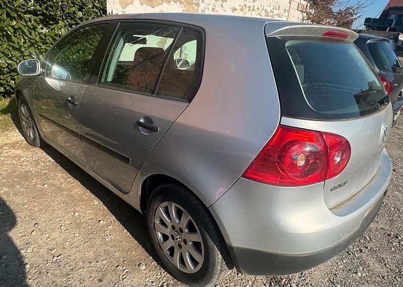 Gebraucht VW Golf V 150 PS (110 kW) 2004 Silber Kleinwagen