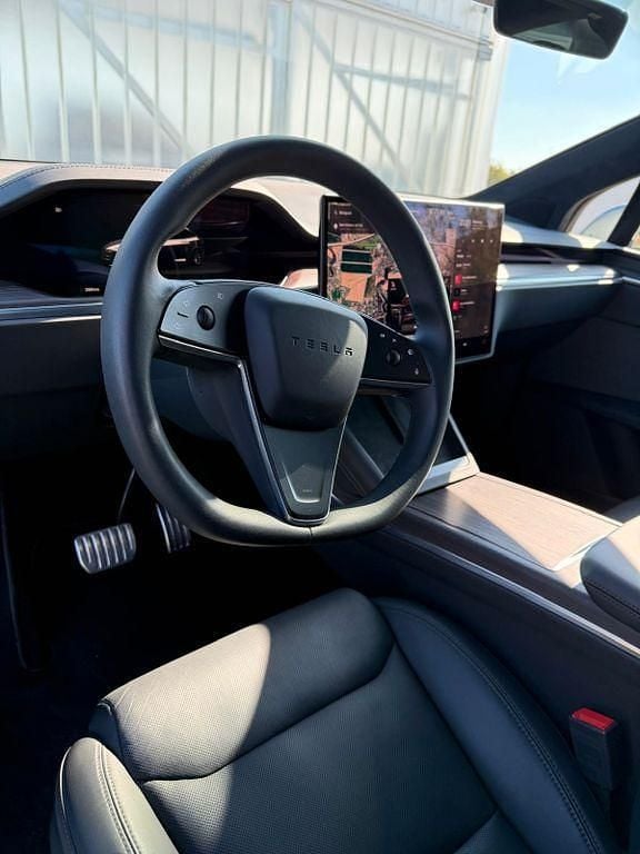 Gebraucht Tesla Model X 492 kW (670 PS) 2024 Silber SUV