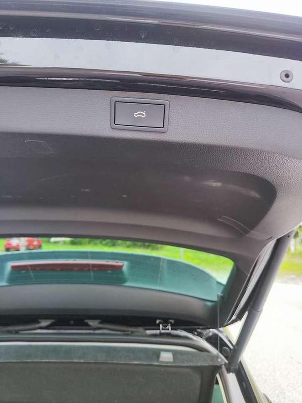 Gebraucht Skoda Karoq Selection 150 PS (110 kW) 2024 Schwarz SUV