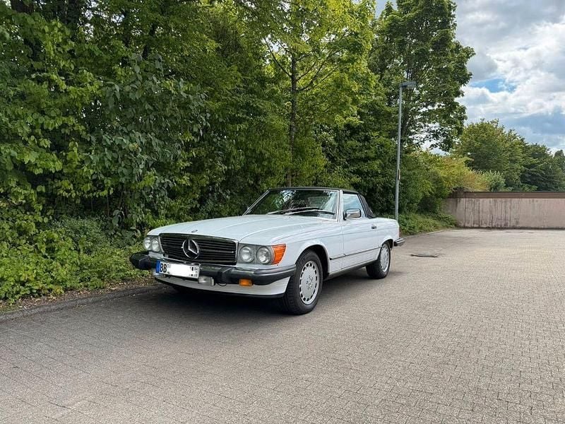 Gebraucht Mercedes 560 227 PS (166 kW) 1987 Weiß Cabrio
