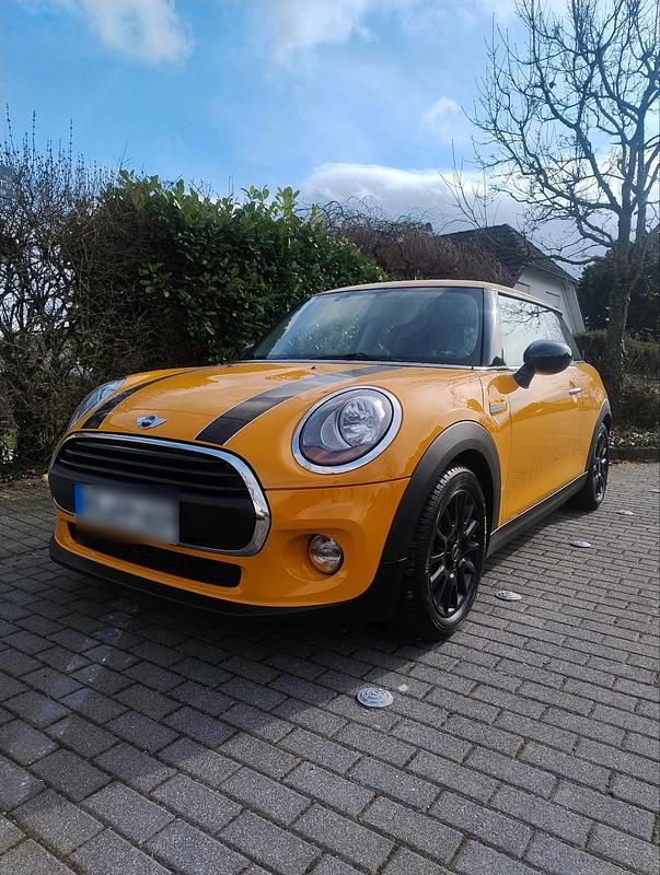 Gebraucht Mini ONE 102 PS (75 kW) 2015 Orange Kleinwagen