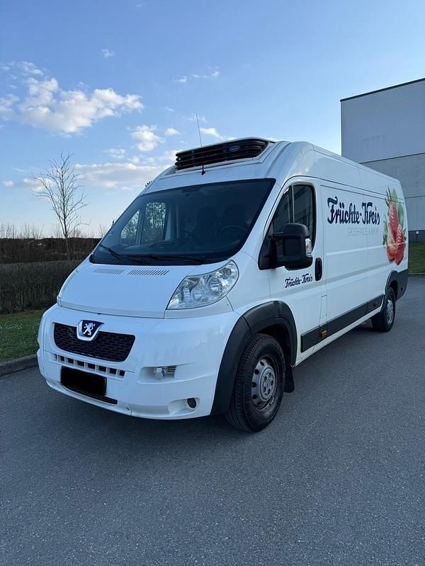 Gebraucht Peugeot Boxer 131 PS (96 kW) 2013 Weiß Van