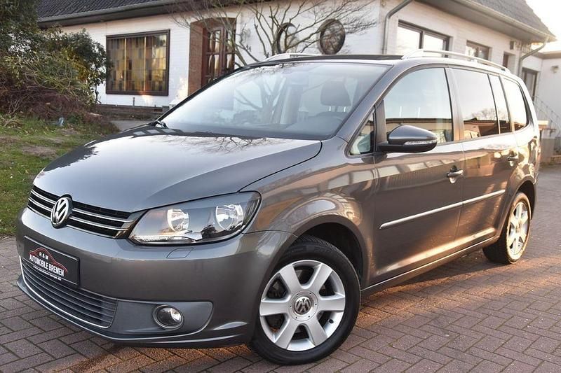 Gebraucht VW Touran Highline 140 PS (102 kW) 2011 Grau Van / Kleinbus