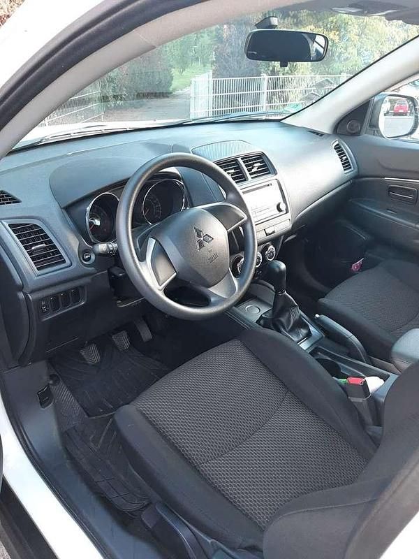 Gebraucht Mitsubishi ASX Basis 117 PS (86 kW) 2018 Weiß SUV