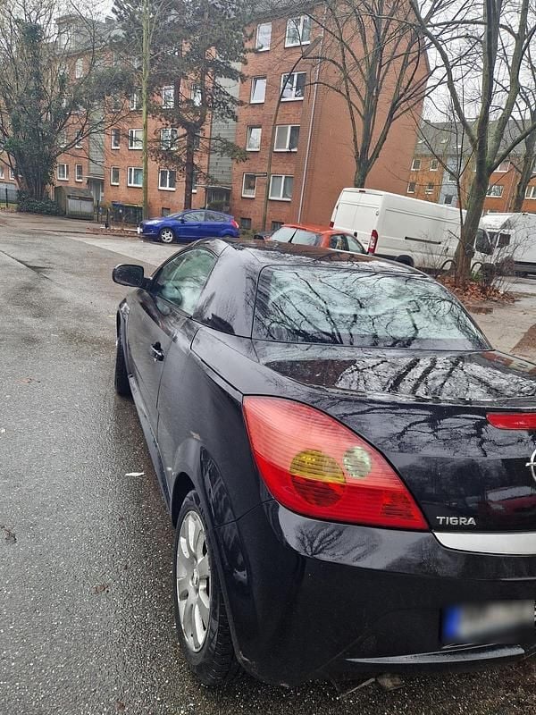 Gebraucht Opel Tigra 90 PS (66 kW) 2007 Andere farben Cabrio
