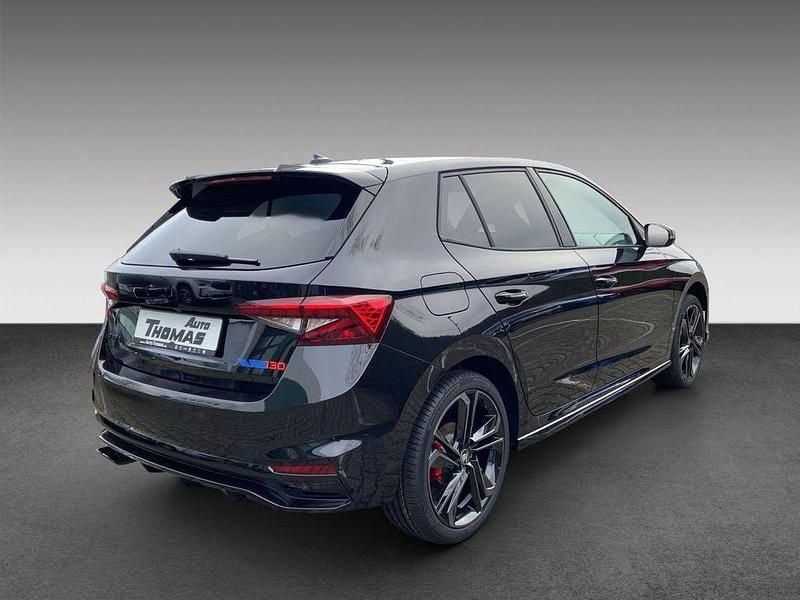 Neu Skoda Fabia 177 PS (130 kW) 2026 Schwarzmagic perleffekt Limousine