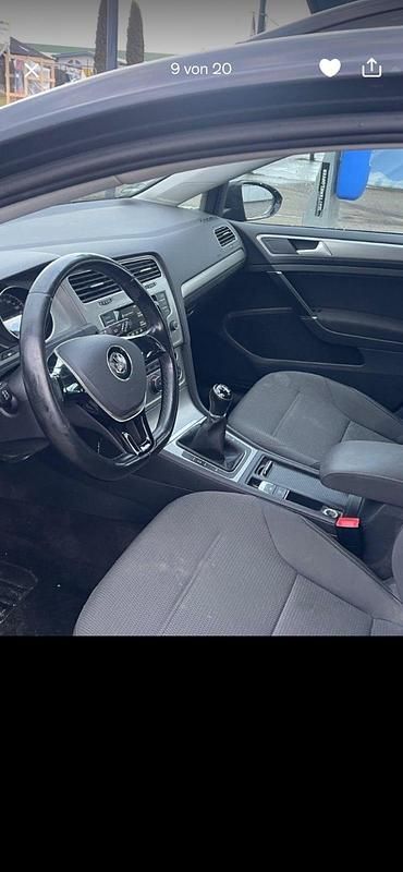 Gebraucht VW Golf VII 110 PS (80 kW) 2016 Grau Kombi