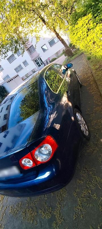 Second-hand VW Jetta 105 CP (77 kW) 2007 Albastru Berlinǎ