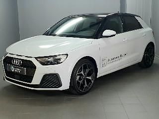 Gletscherweiss (metallic) Gebraucht 2024 Audi A1 Sportback Sport Kleinwagen | 34.980 € - Bild 1/4