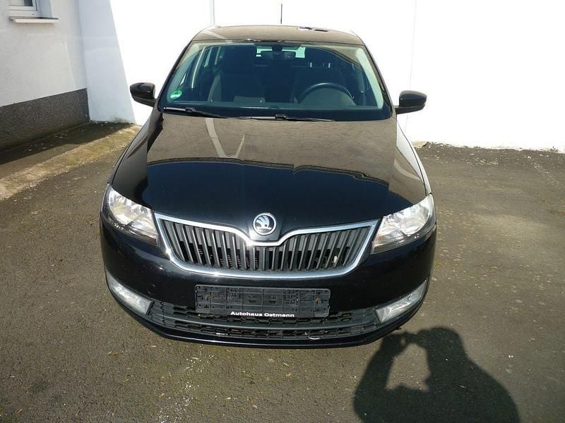 Gebraucht Skoda Rapid 90 PS (66 kW) 2017 Schwarz Kleinwagen