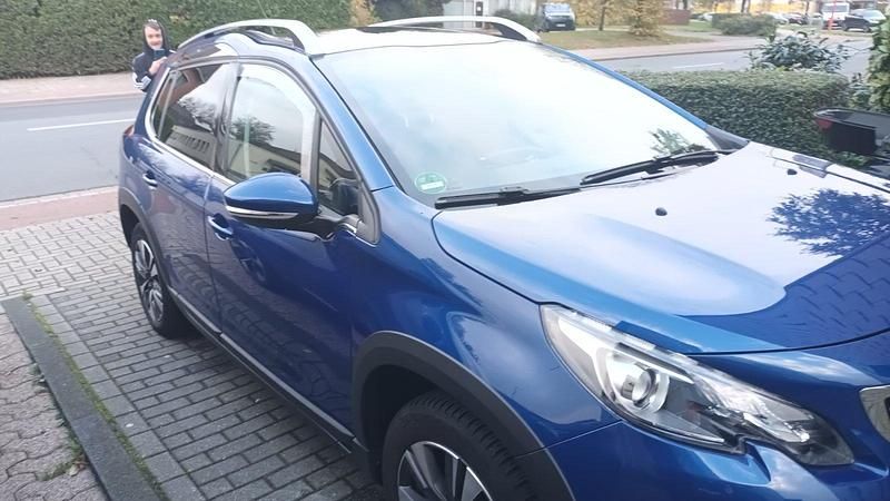 Gebraucht Peugeot 2008 110 PS (80 kW) 2019 Blau SUV