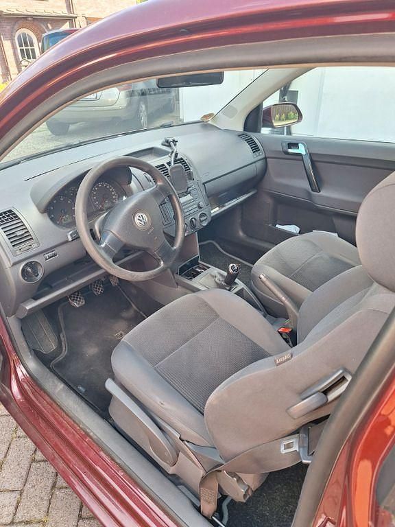 Gebraucht VW Polo 60 PS (44 kW) 2008 Rot Limousine