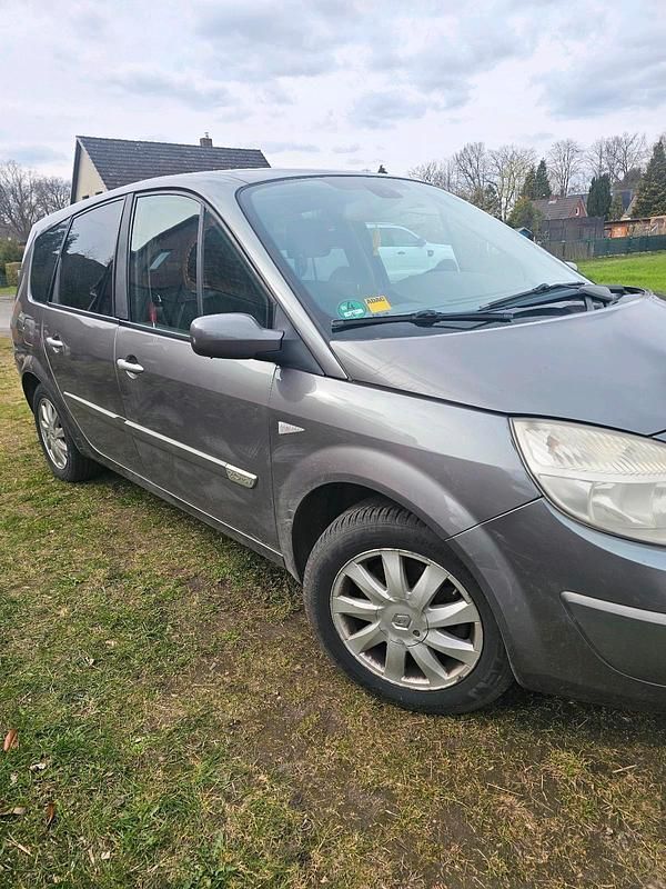 Gebraucht Renault Scénic II 135 PS (99 kW) 2004 Andere farben Van / Kleinbus