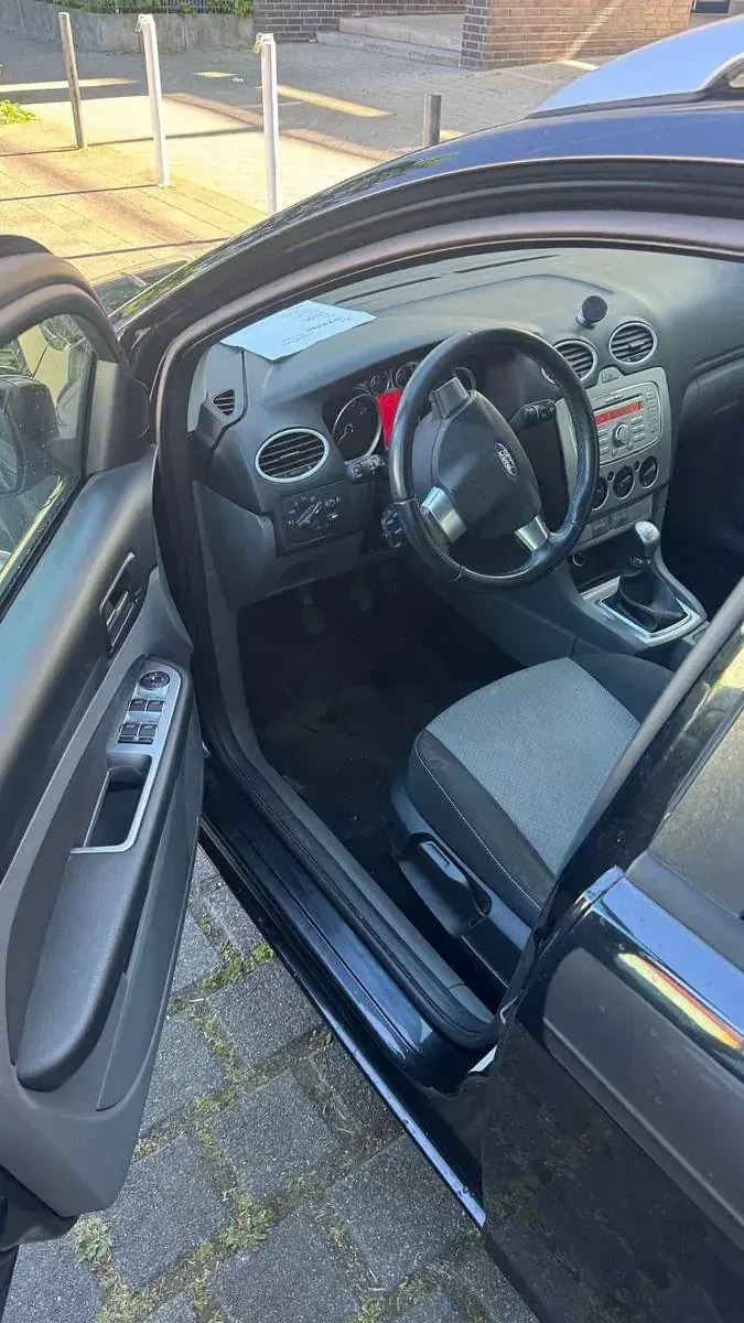 Occasion Ford Focus 105 ch (77 kW) 2011 Noir Break