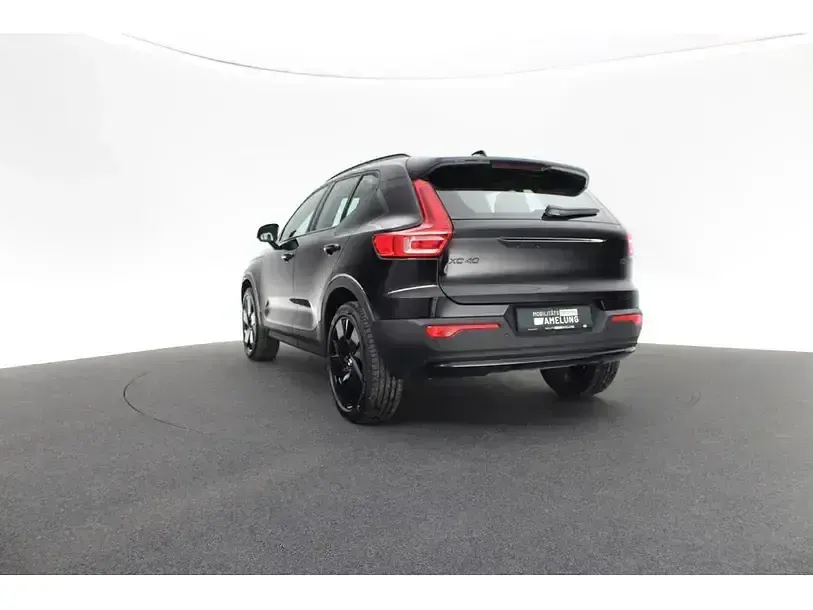 Gebraucht Volvo XC40 Plus 163 PS (119 kW) 2025 Schwarz SUV