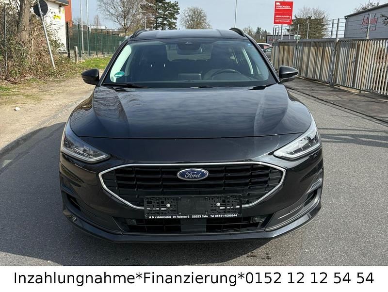 Gebraucht Ford Focus Cool & Connect 120 PS (88 kW) 2022 Schwarz Kombi